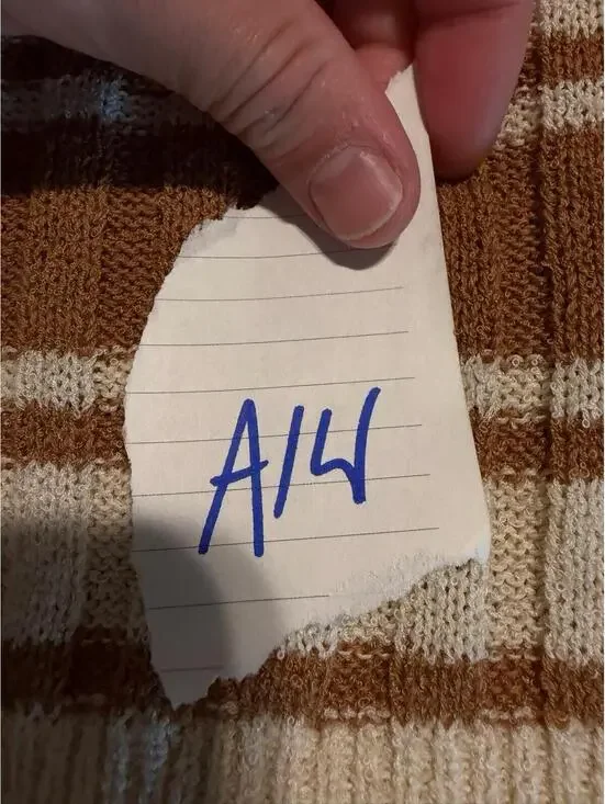 Billabong Cropped Sweater Women's Small Clare Long Sleeve Striped Brown (A14) - Picture 6 of 6